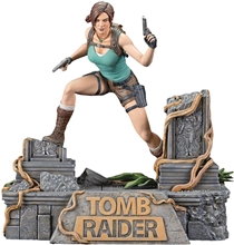 Dark Horse - Tomb Raider Lara Croft PVC Figure (24 cm)