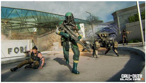 Call of Duty: Black Ops 7 - Steelbook Edition (PS4)