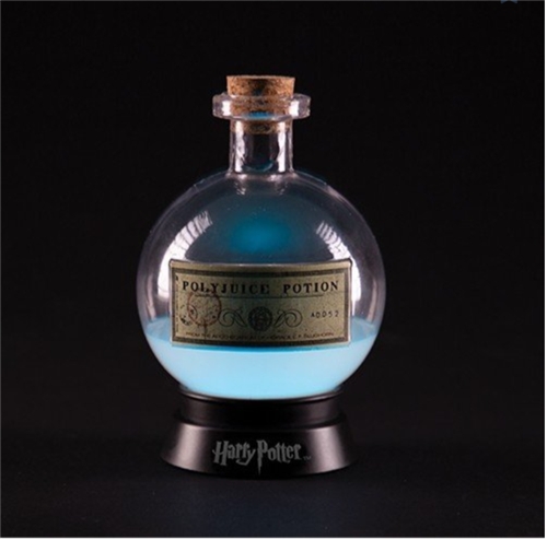 Harry Potter Colour-Changing Potion Lamp - Lifestyle